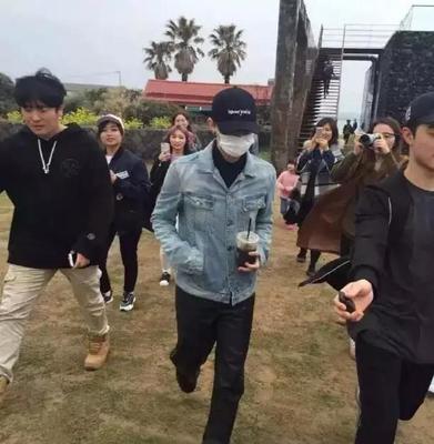 怎么能少了權志龍歐巴的豪宅！不一定最貴，但最酷酷多拉